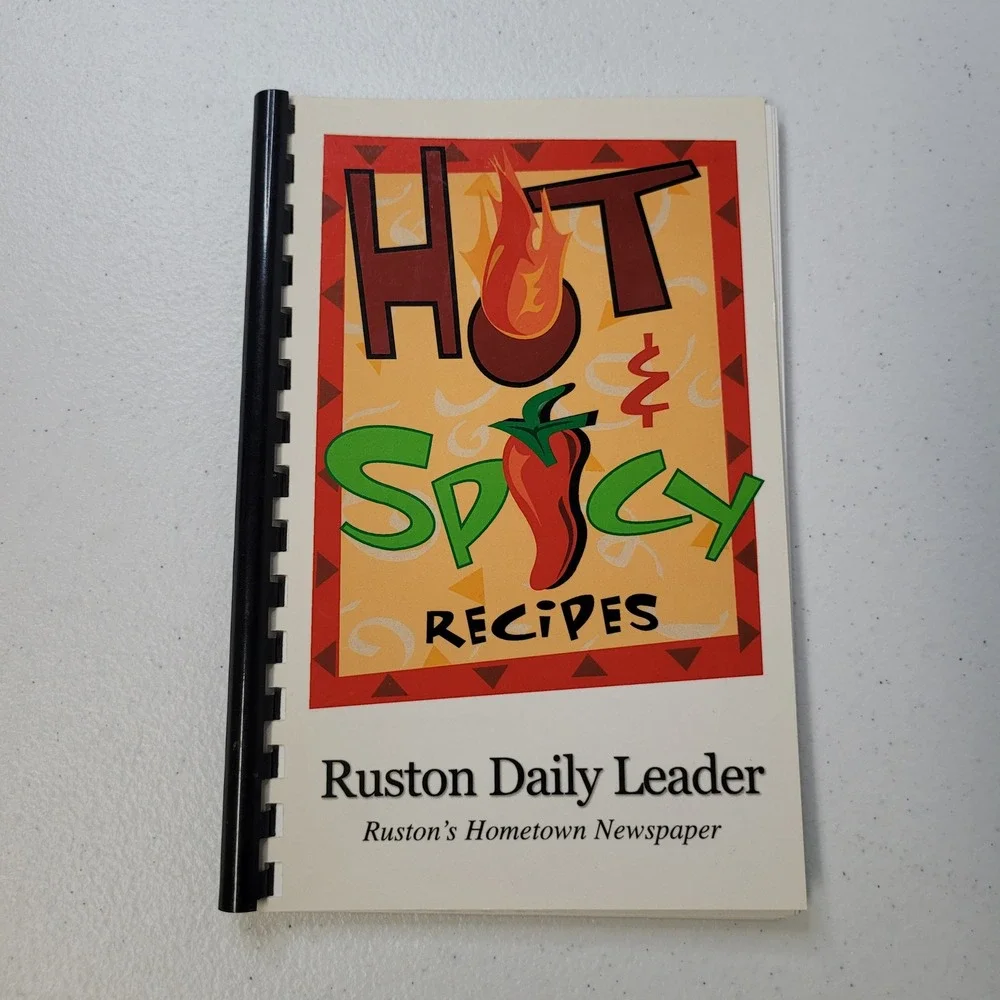 Hot and Spicy Recipes Cookbook Daily Leader Newspaper Spiral Bound‎ 2001 Edition